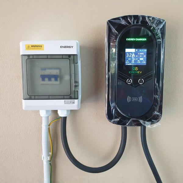 Sạc Ô tô Điện EVEREV 11kW | Sạc Treo tường 15 EVER EV 11kW